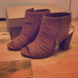 Franscensca’s Open-Toed Bootie/Sandals